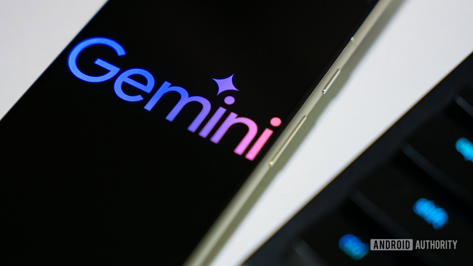 A logo mais à Google para Gemini pode estar mesmo a chegar (APK teardown)